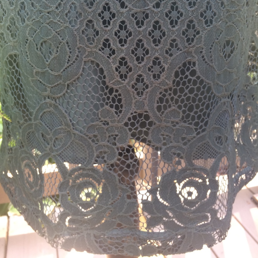 LOFT Hunter Green Lace Shift Dress - Picture 3 of 6